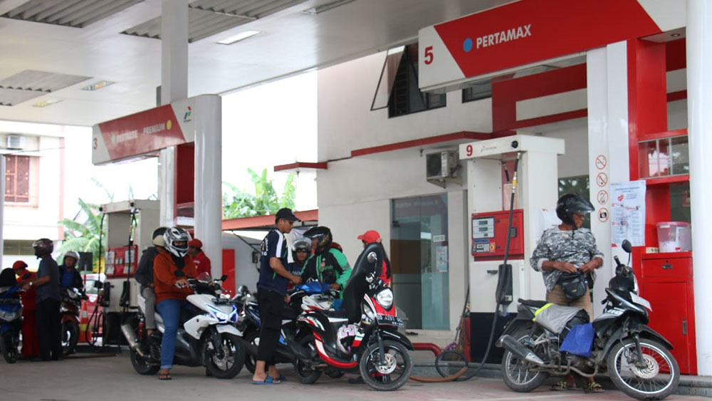 Harga Bensin Turun Hari Ini